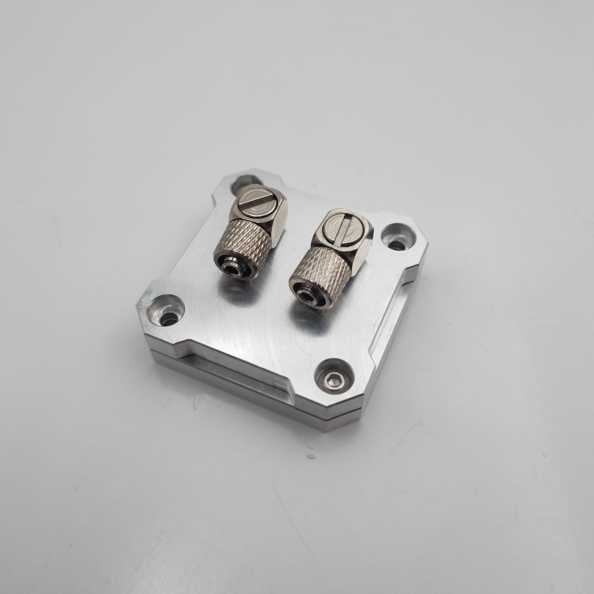 لوحة تبريد مائية من الألومنيوم - مراجعة Stepper Motor Nema17 وسعره